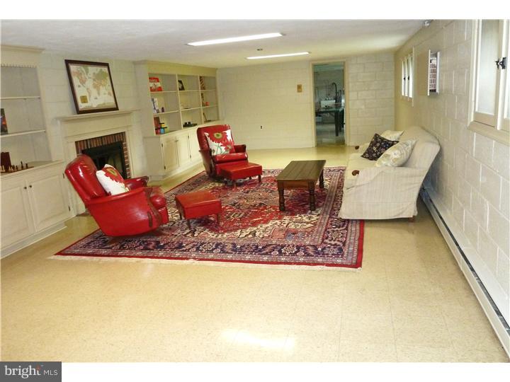 75 Lamp Post Road Doylestown, PA 18901 - Photo 10 of 25 Family Room