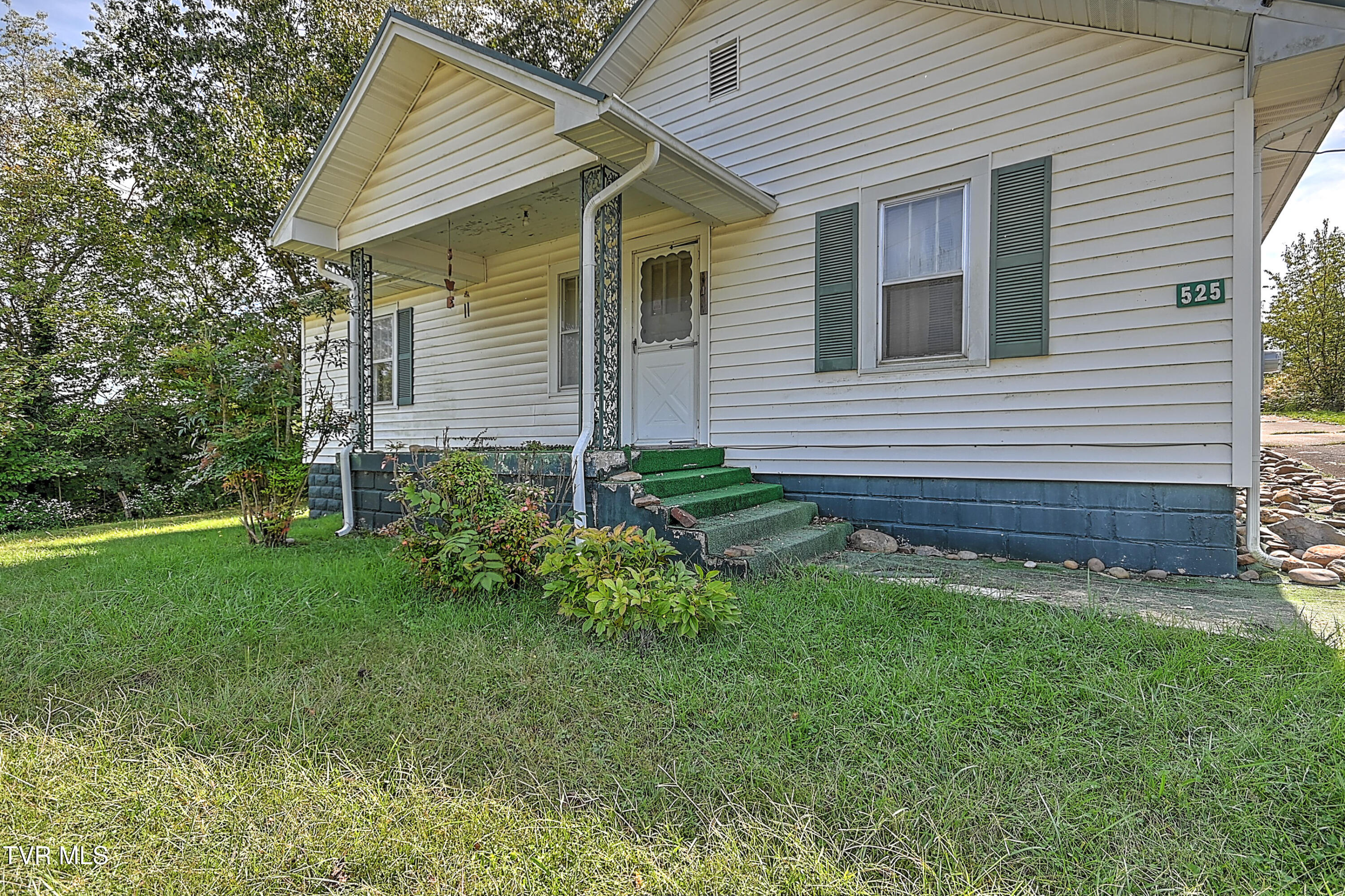 525 Shakesville Road Bristol, VA 24201 - Photo 2 of 36 525 Shakesville SS-5