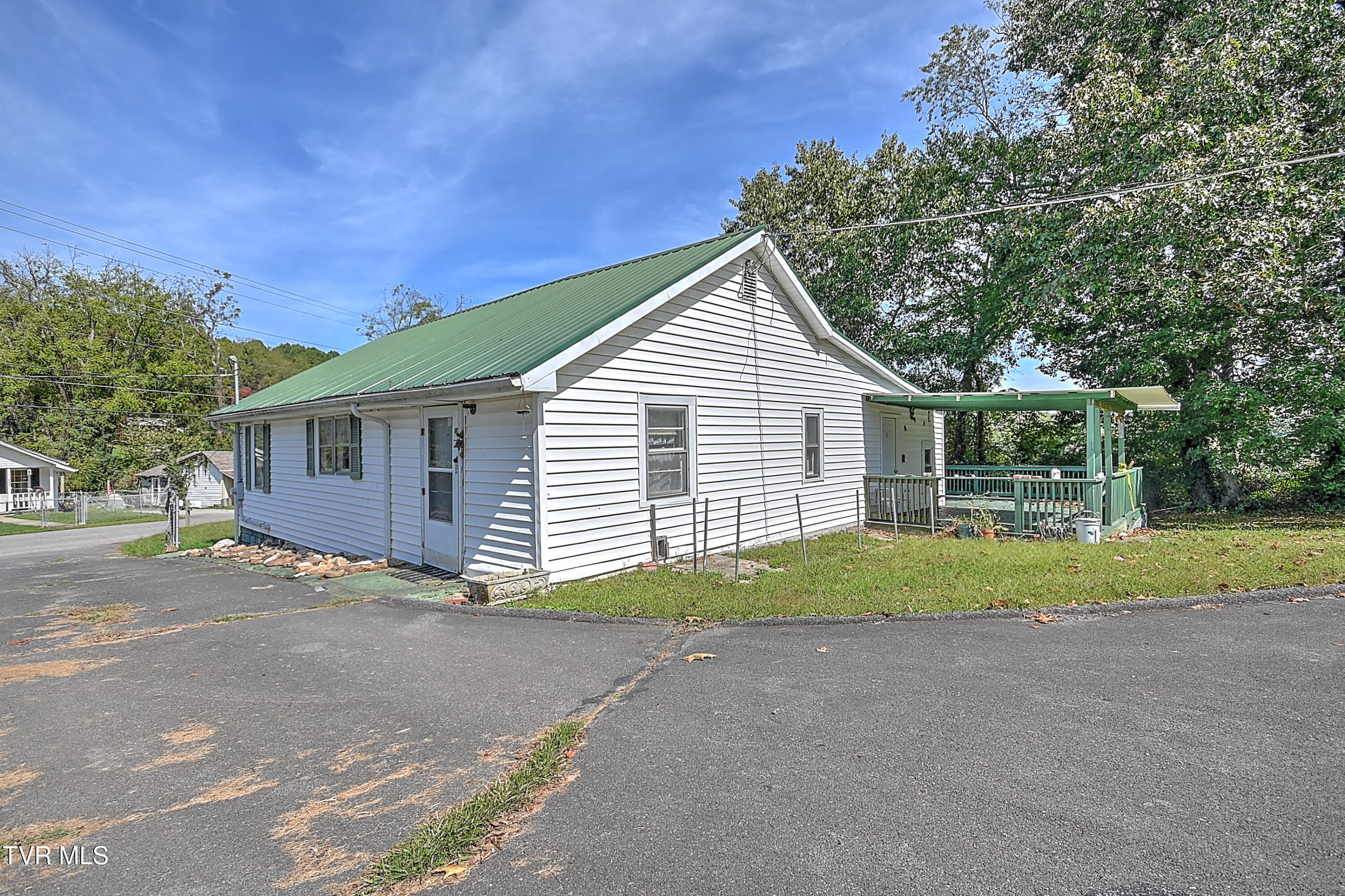 525 Shakesville Road Bristol, VA 24201 - Photo 35 of 36 525 Shakesville SS-58