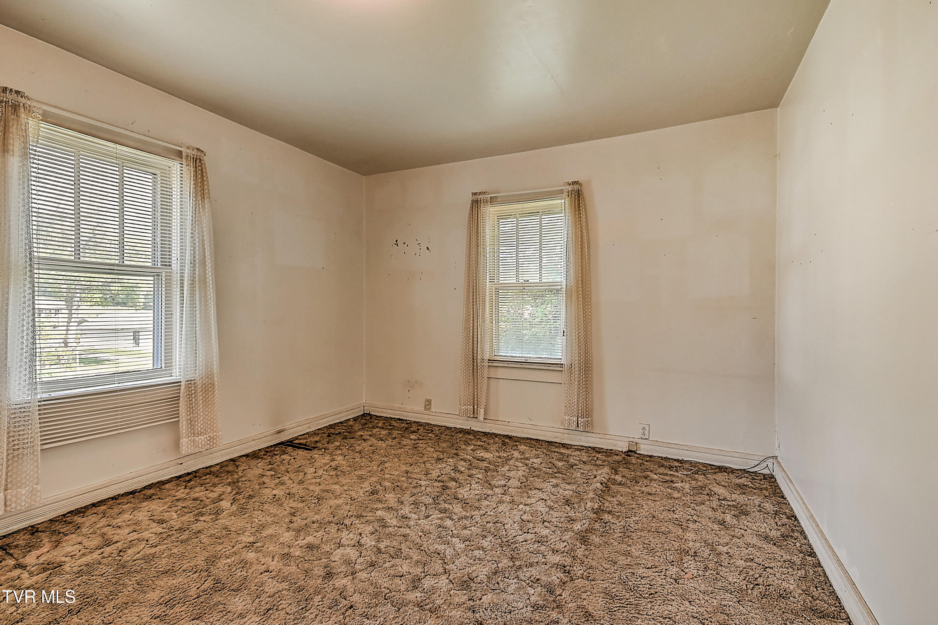 525 Shakesville Road Bristol, VA 24201 - Photo 6 of 36 525 Shakesville SS-10