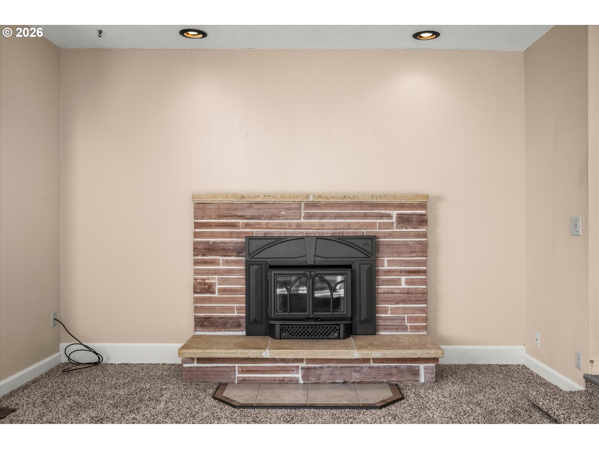 472 Springdale Avenue Springfield, OR 97477 - Photo 5 of 40