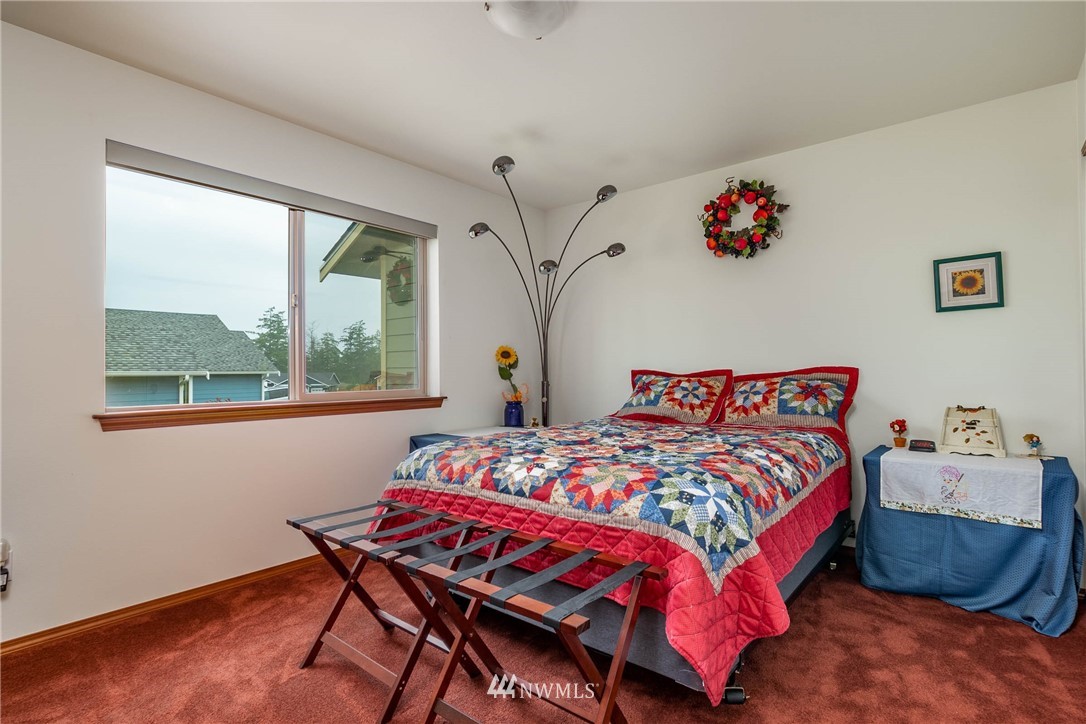 1076 Lyle Ridge Circle Oak Harbor, WA 98277 - Photo 18 of 35 Gallery Image 18