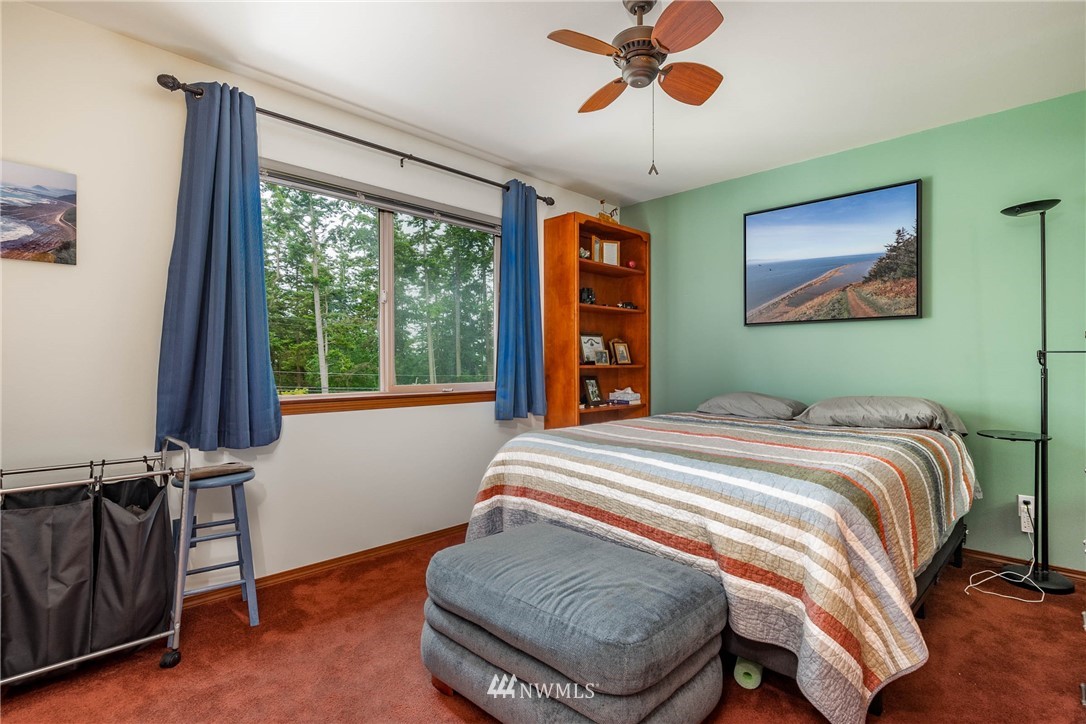 1076 Lyle Ridge Circle Oak Harbor, WA 98277 - Photo 21 of 35 Gallery Image 21
