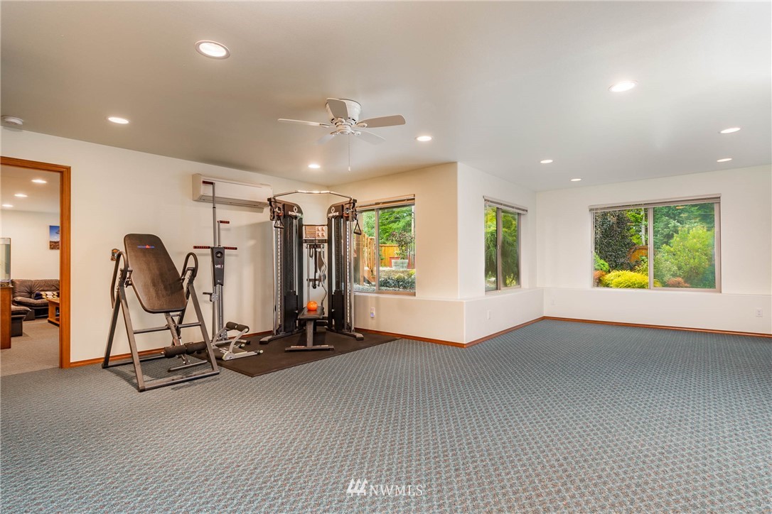 1076 Lyle Ridge Circle Oak Harbor, WA 98277 - Photo 23 of 35 Gallery Image 23