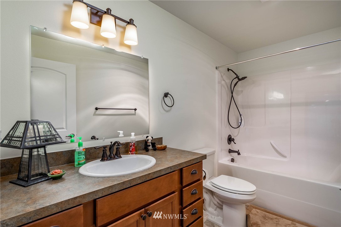 1076 Lyle Ridge Circle Oak Harbor, WA 98277 - Photo 26 of 35 Gallery Image 26