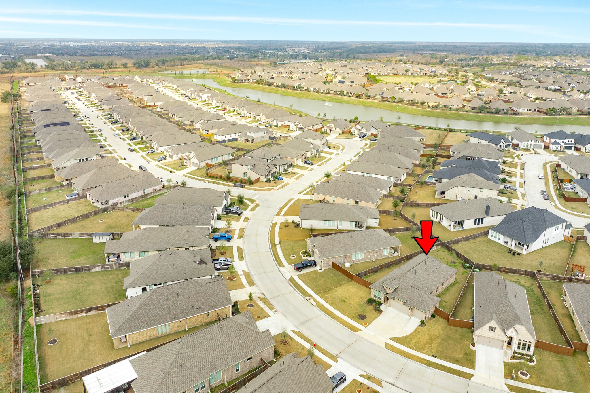 5039 Country Mdws Trail Iowa Colony, TX 77583 - Photo 32 of 50 a view of an ocean and beach