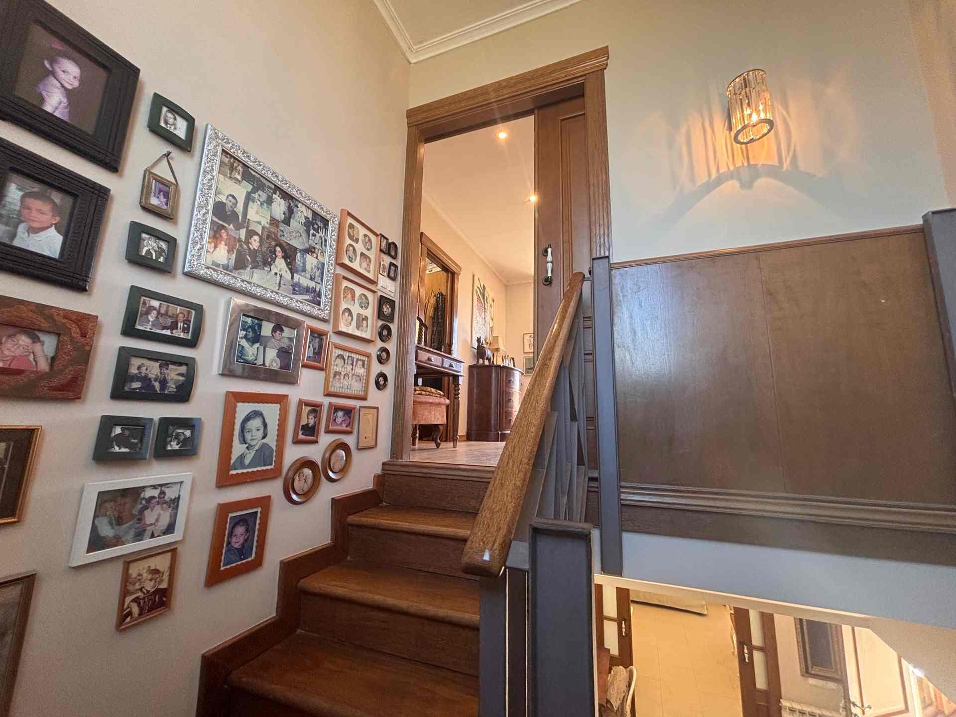 8 Carrer Del Teuladí Charlottesville, VC 46117 - Photo 19 of 30 a view of an entryway with furniture and toys