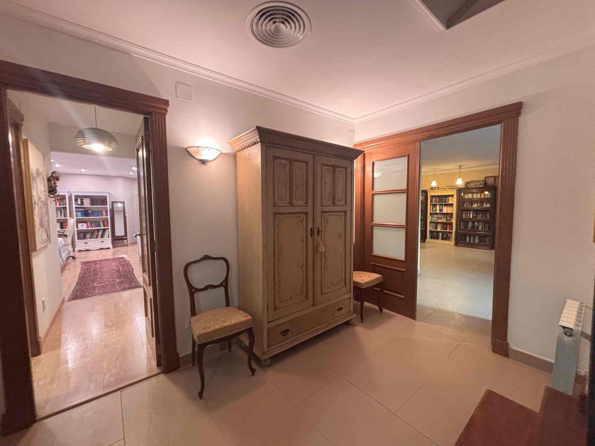 8 Carrer Del Teuladí Charlottesville, VC 46117 - Photo 9 of 30 a view of a hallway with seating area
