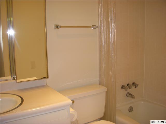 1323 Queens Road, Unit 320 Charlotte, NC 28207 - Photo 15 of 16 Gallery Image 15