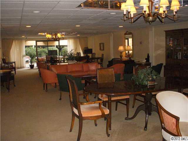 1323 Queens Road, Unit 320 Charlotte, NC 28207 - Photo 7 of 16 Gallery Image 7