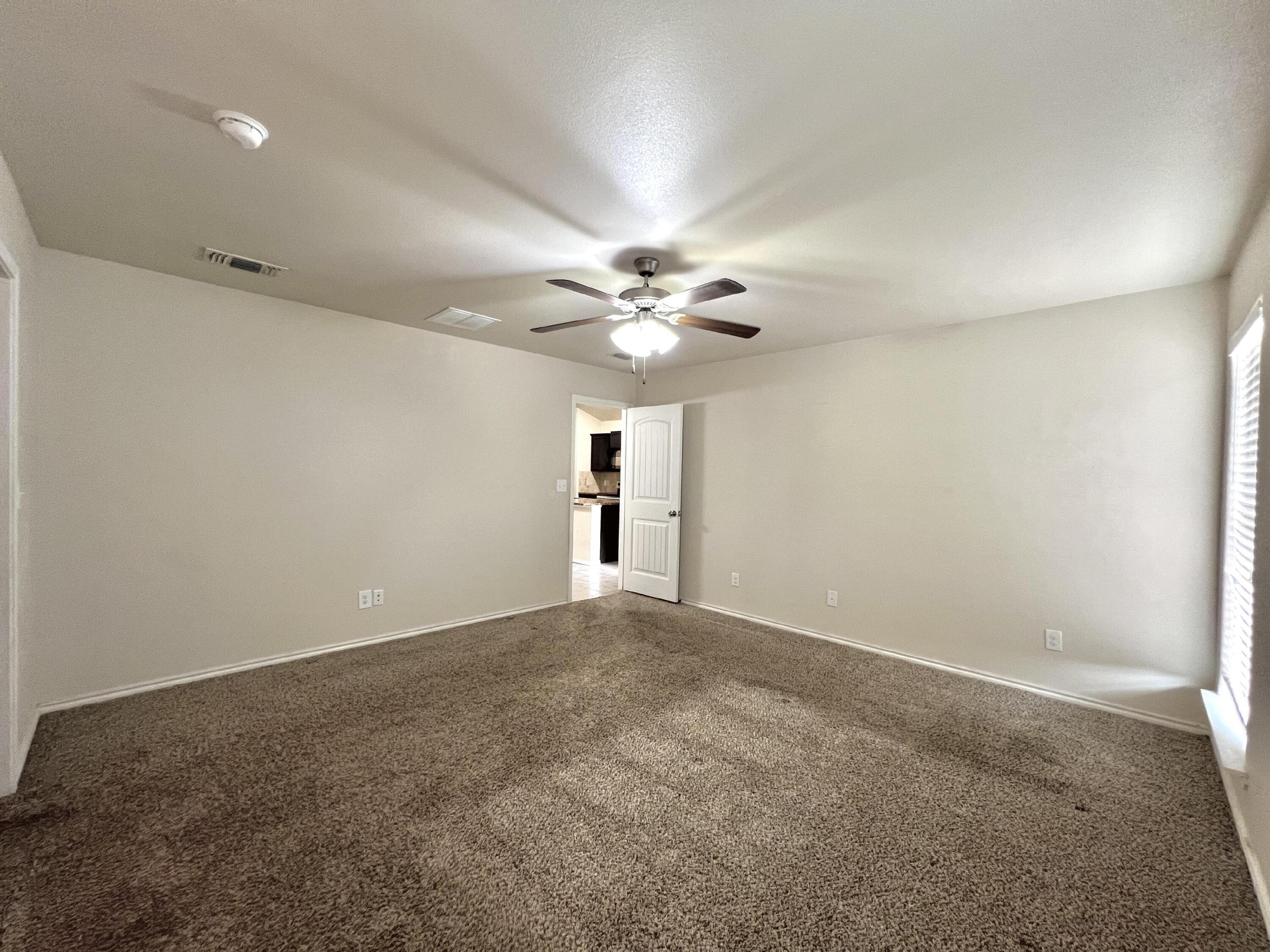 7415 103rd Street Lubbock, TX 79424 - Photo 13 of 19 4E696E36-36C9-4F25-B7CD-261BE4C452BA_1_2