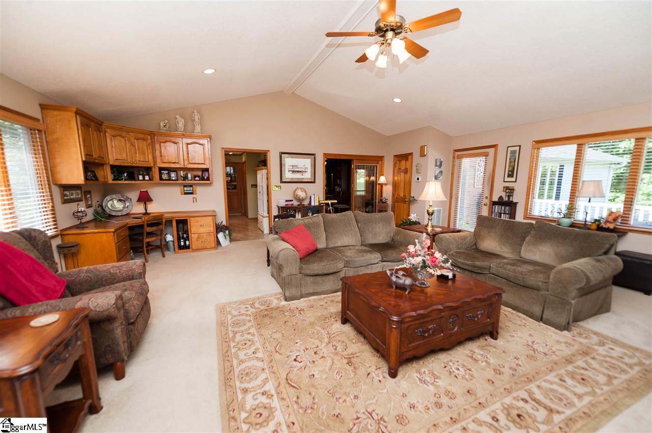 114 Data Bush Drive Inman, SC 29349 - Photo 10 of 36
