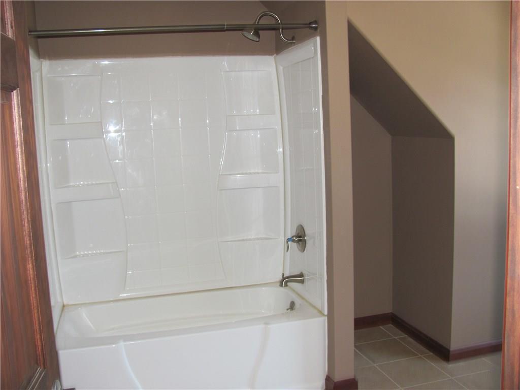 352 Thompson Road Chicora, PA 16025 - Photo 16 of 21 Gallery Image 16