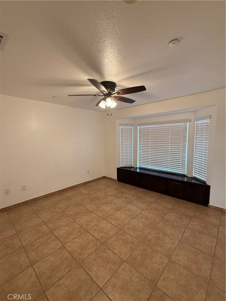 12076 Musgrave Road Hesperia, CA 92344 - Photo 47 of 60 2nd room