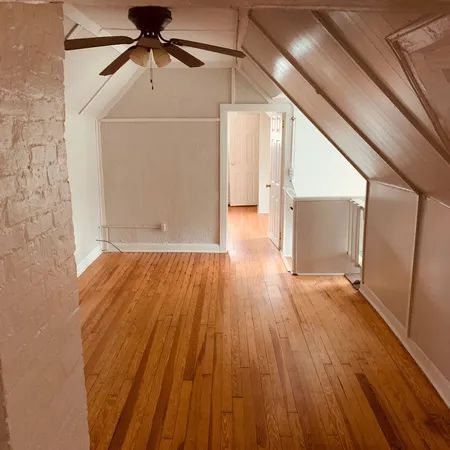 $1,300 | 2900 Enoch Avenue, Unit 1, Zion, IL 60099