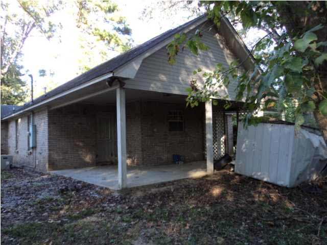 111 Brister Road Vicksburg, MS 39183 - Photo 3 of 14 Back of the house
