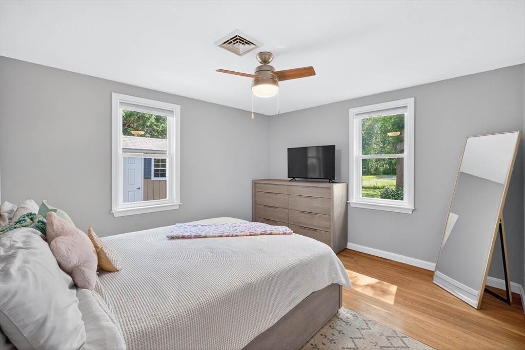 24 Tabor Road Sandwich, MA 02644 - Photo 16 of 35