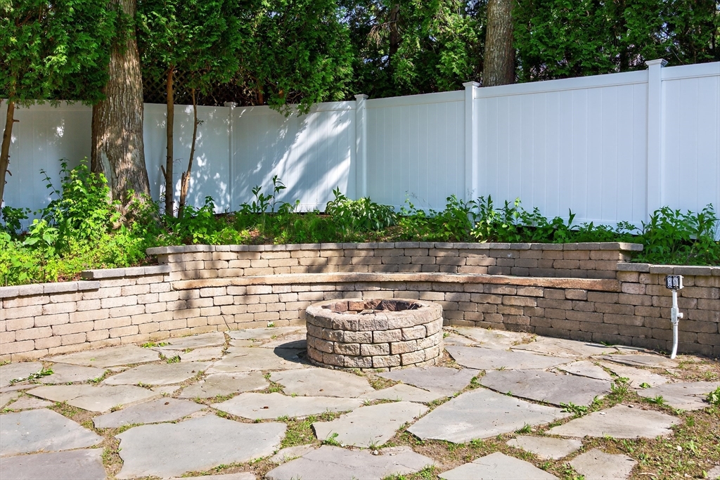 24 Tabor Road Sandwich, MA 02644 - Photo 28 of 35