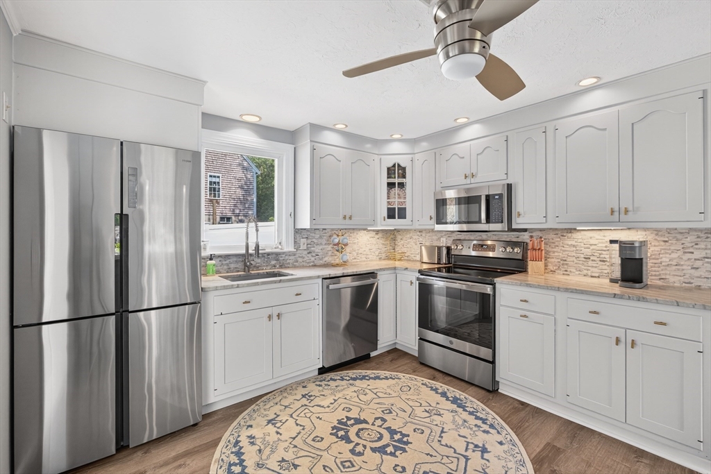 24 Tabor Road Sandwich, MA 02644 - Photo 9 of 35