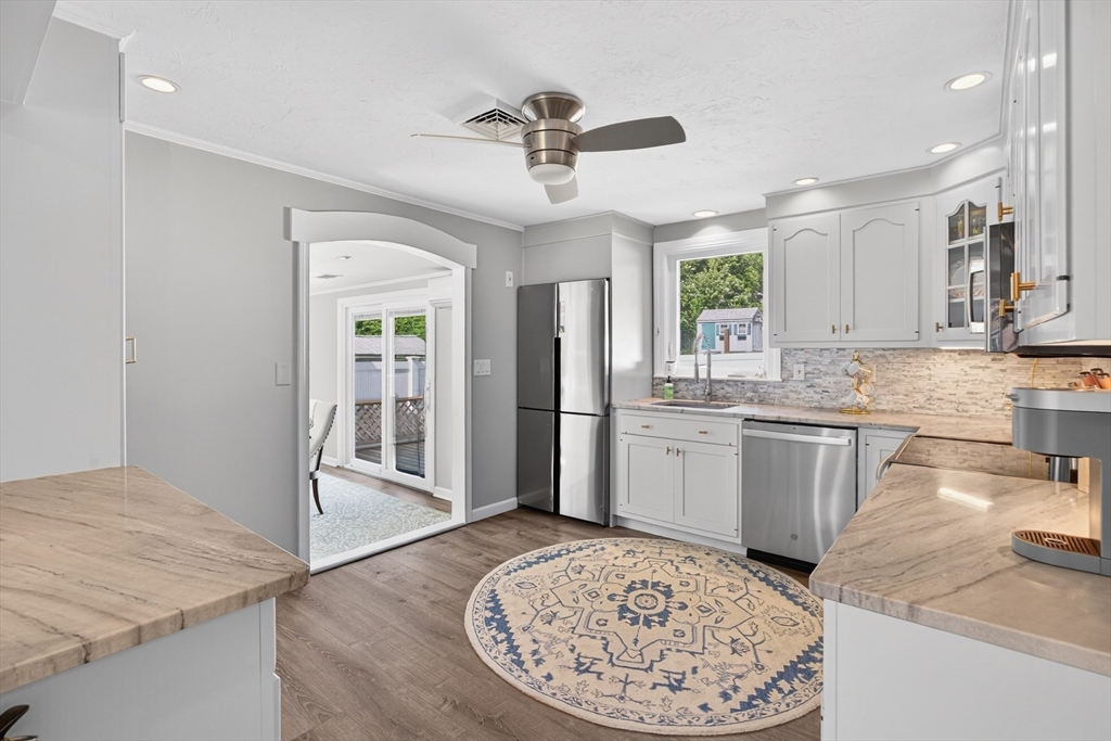 24 Tabor Road Sandwich, MA 02644 - Photo 10 of 35