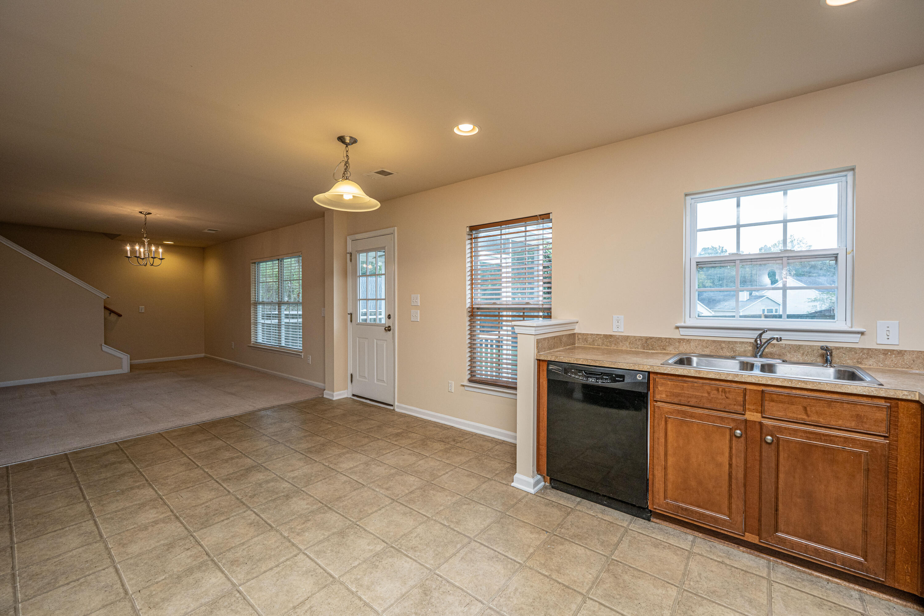 271 Emerald Isle Drive Moncks Corner, SC 29461 - Photo 21 of 46 271EmeraldIsleDr021