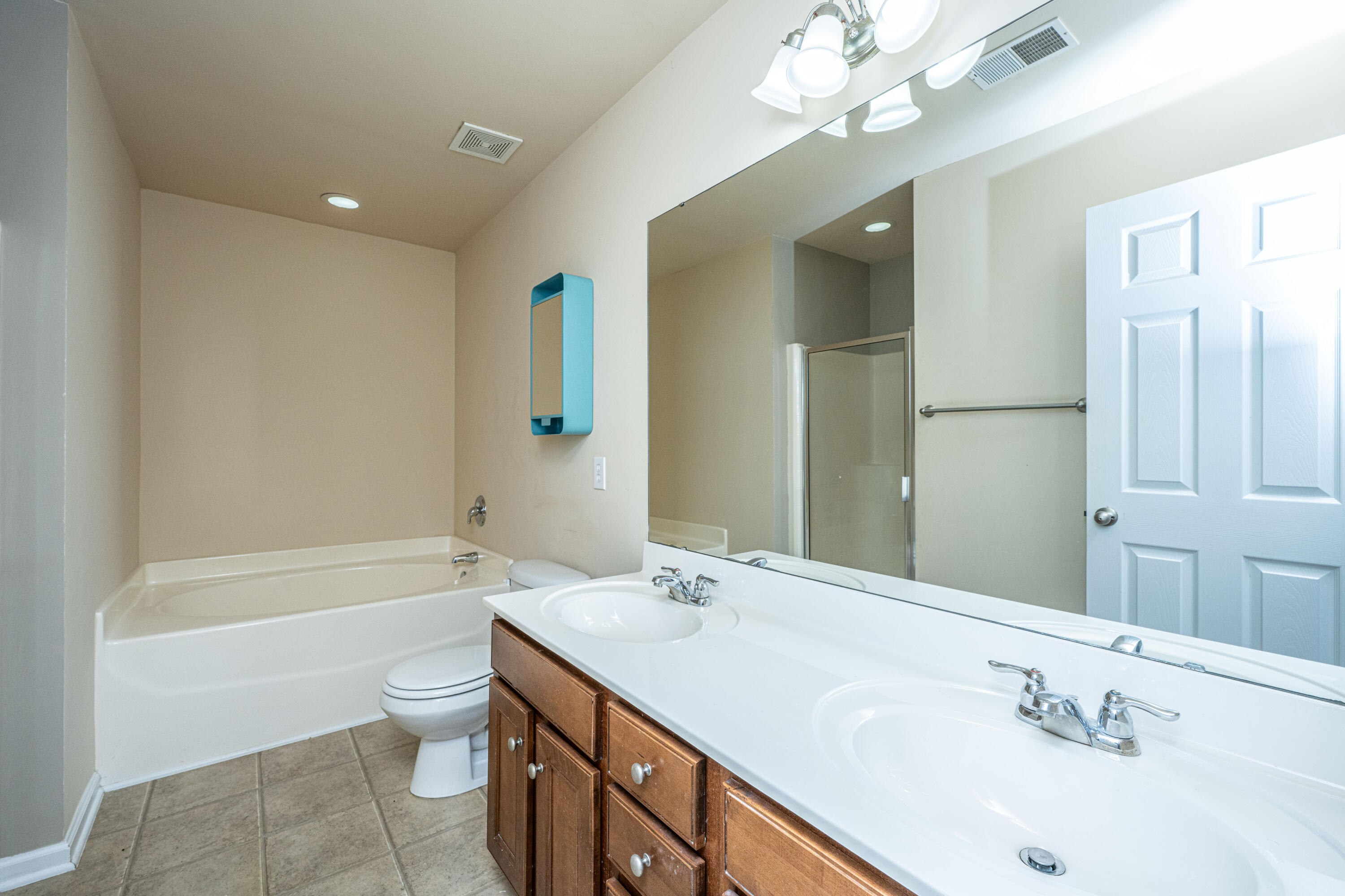 271 Emerald Isle Drive Moncks Corner, SC 29461 - Photo 27 of 46 271EmeraldIsleDr027