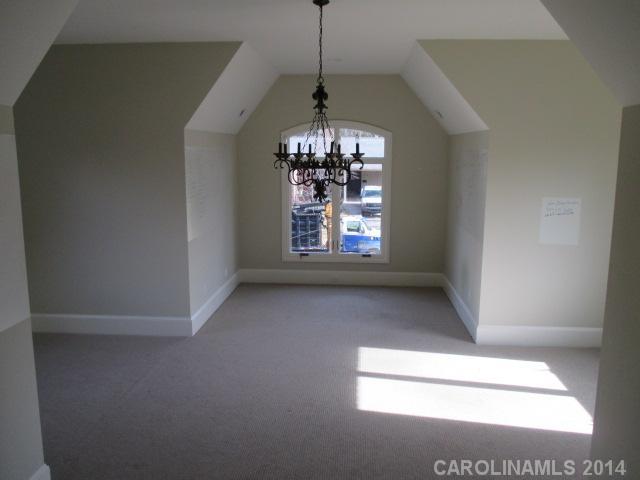 1780 Sterling Road Charlotte, NC 28209 - Photo 4 of 16 Gallery Image 4