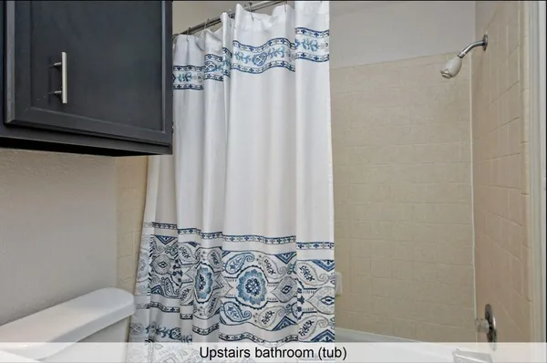 a view of a entryway