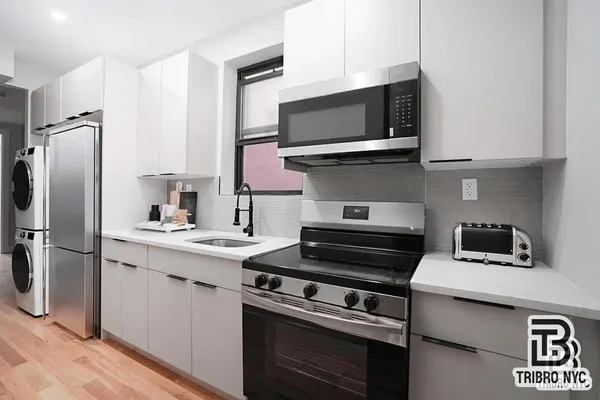 $4,000 | 1731 Norman Street, Unit 2L | Ridgewood