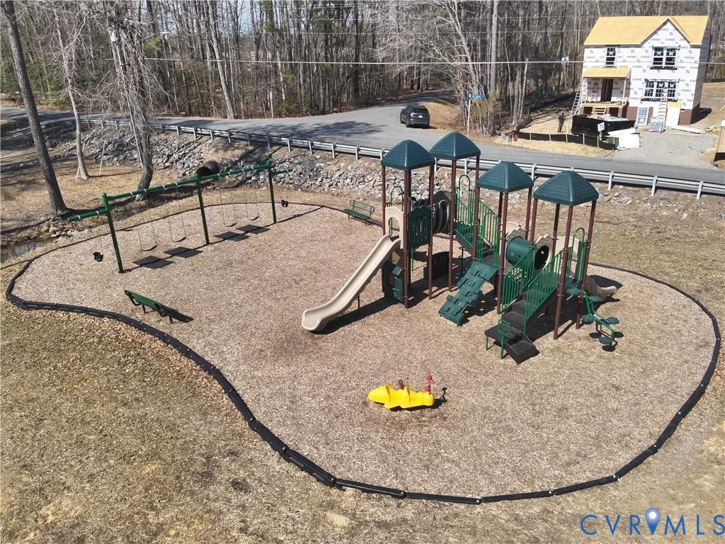 229 Lexington Drive Ruther Glen, VA 22546 - Photo 30 of 32