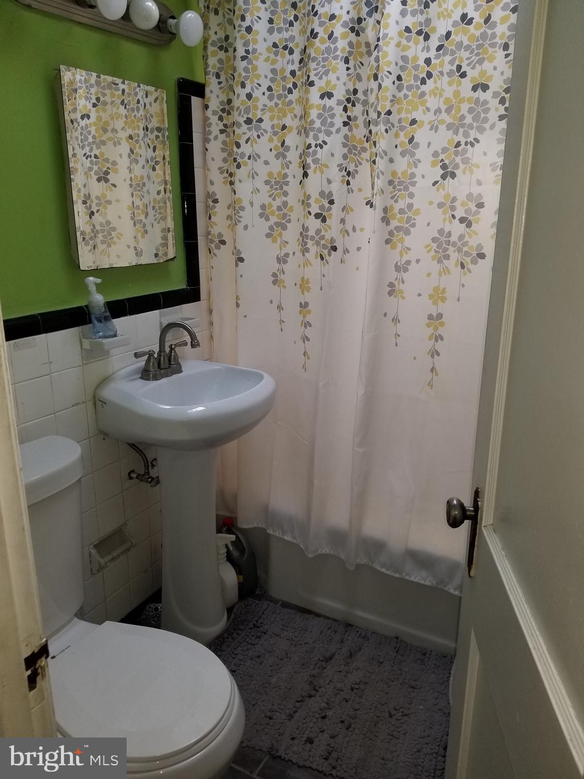 3518 Decatur Street Philadelphia, PA 19136 - Photo 3 of 7 Gallery Image 3