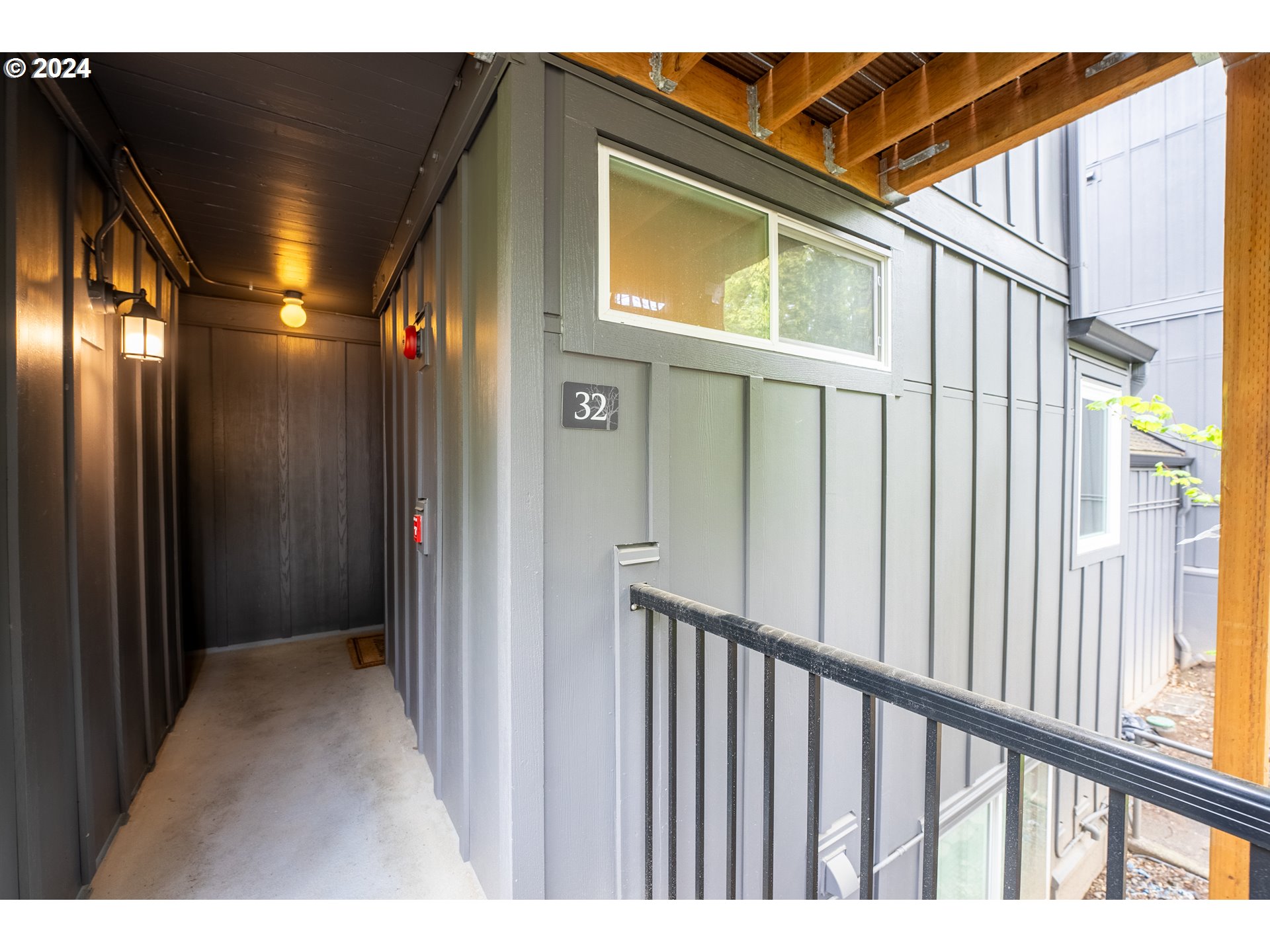 100 Kerr Parkway, Unit 32 Lake Oswego, OR 97035 - Photo 4 of 33