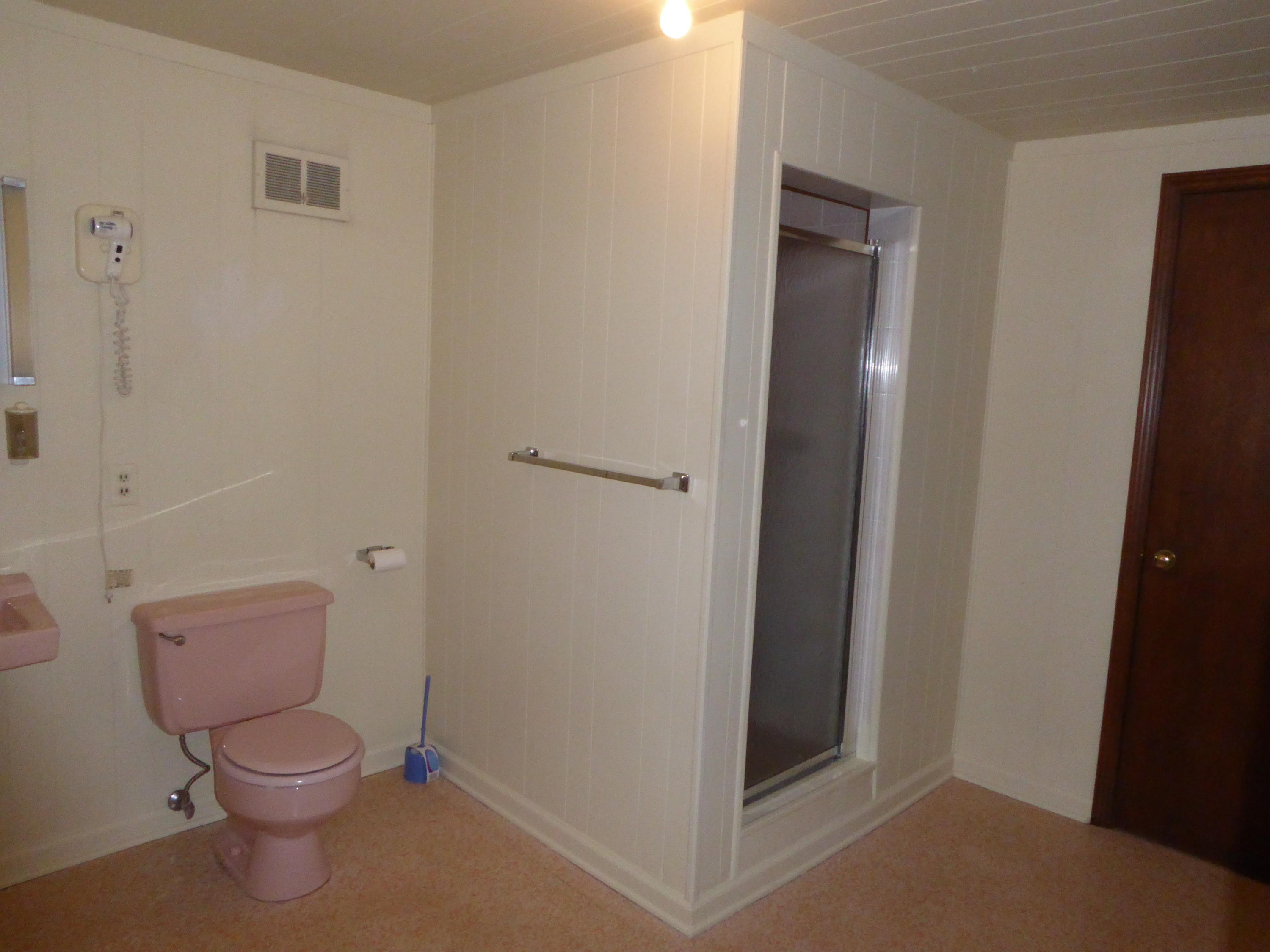 1775 Scuffling Hill Road Rocky Mount, VA 24151 - Photo 11 of 48 Lower Level Bath