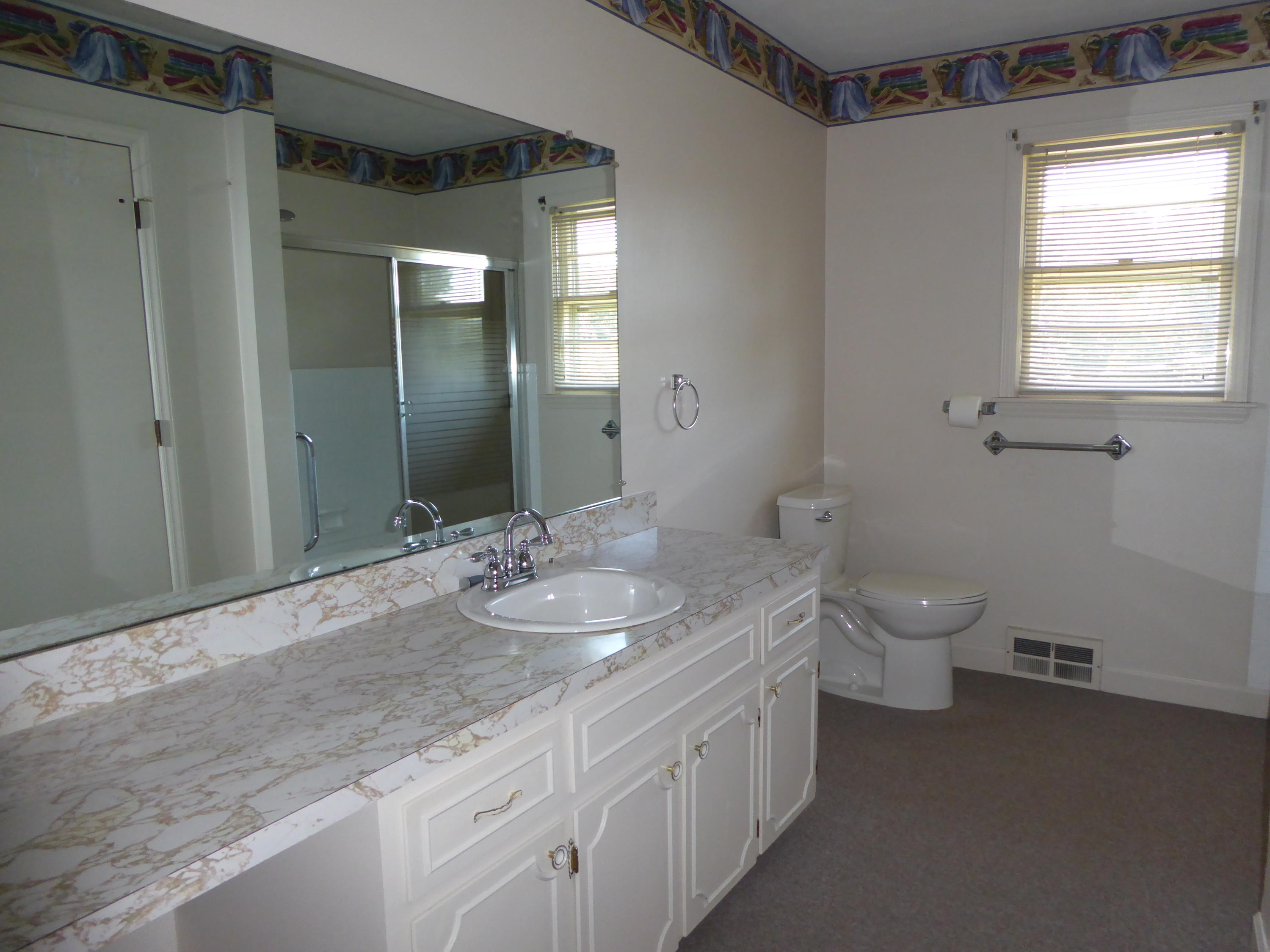 1775 Scuffling Hill Road Rocky Mount, VA 24151 - Photo 8 of 48 Hall Bath