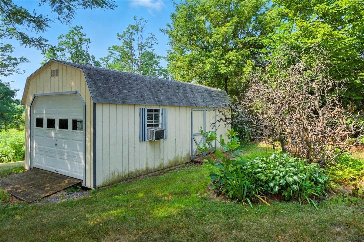 1066 Falls Road Shelburne, VT 05482 - Photo 42 of 48 Gallery Image 42