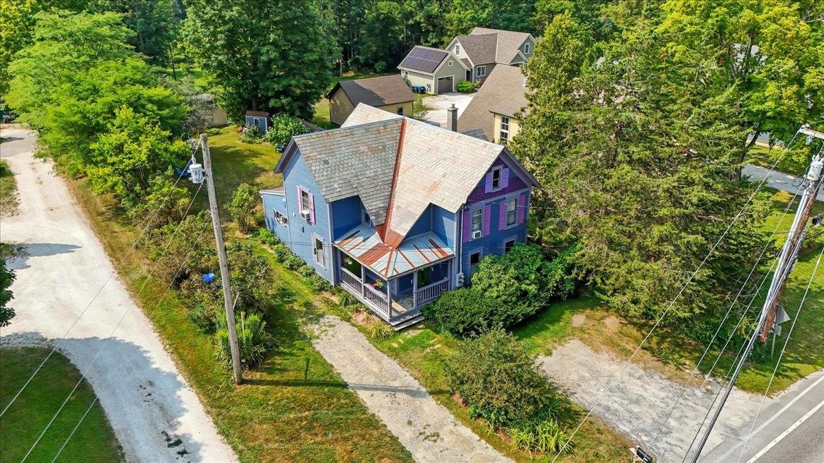 1066 Falls Road Shelburne, VT 05482 - Photo 5 of 48 Gallery Image 5