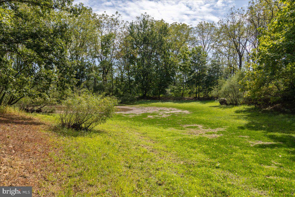 508 Telegraph Road Perkasie, PA 18944 - Photo 12 of 21 a view of outdoor space with a garden