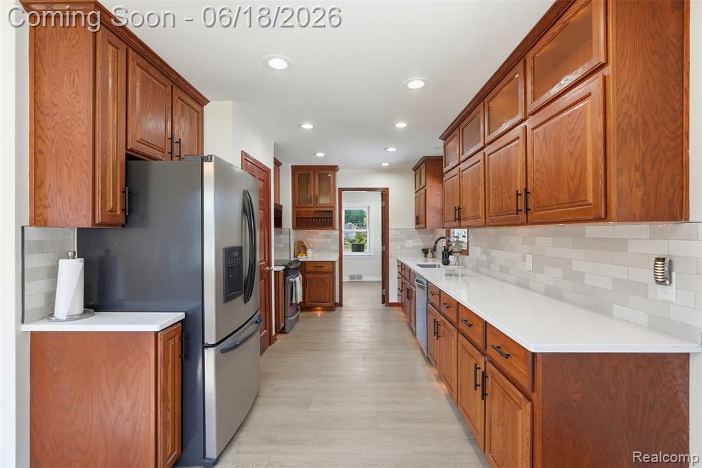 3829 West Auburn Road Rochester Hills, MI 48309 - Photo 9 of 24