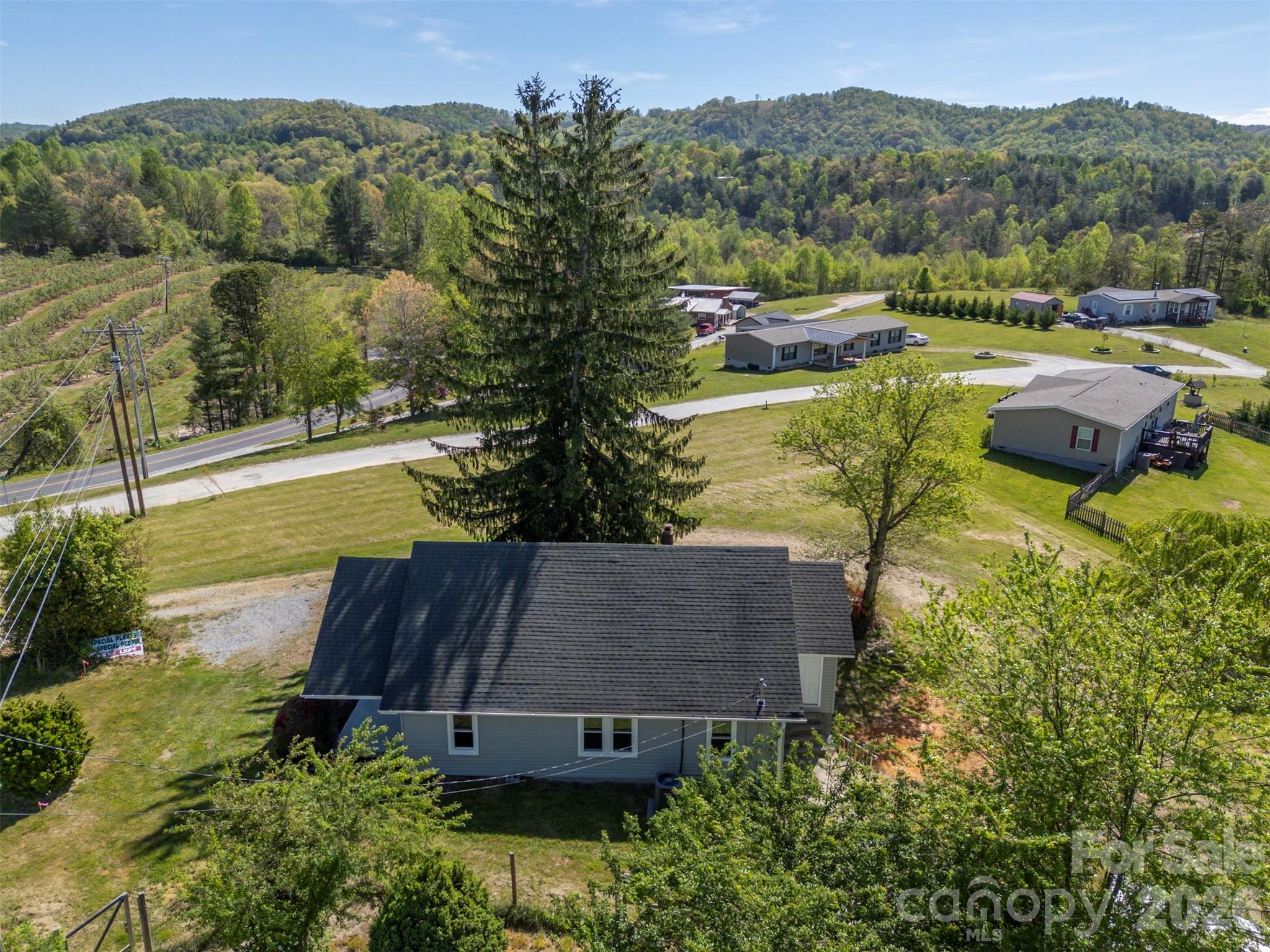 766 Stepp Mill Road Hendersonville, NC 28792 - Photo 32 of 42 Gallery Image 32