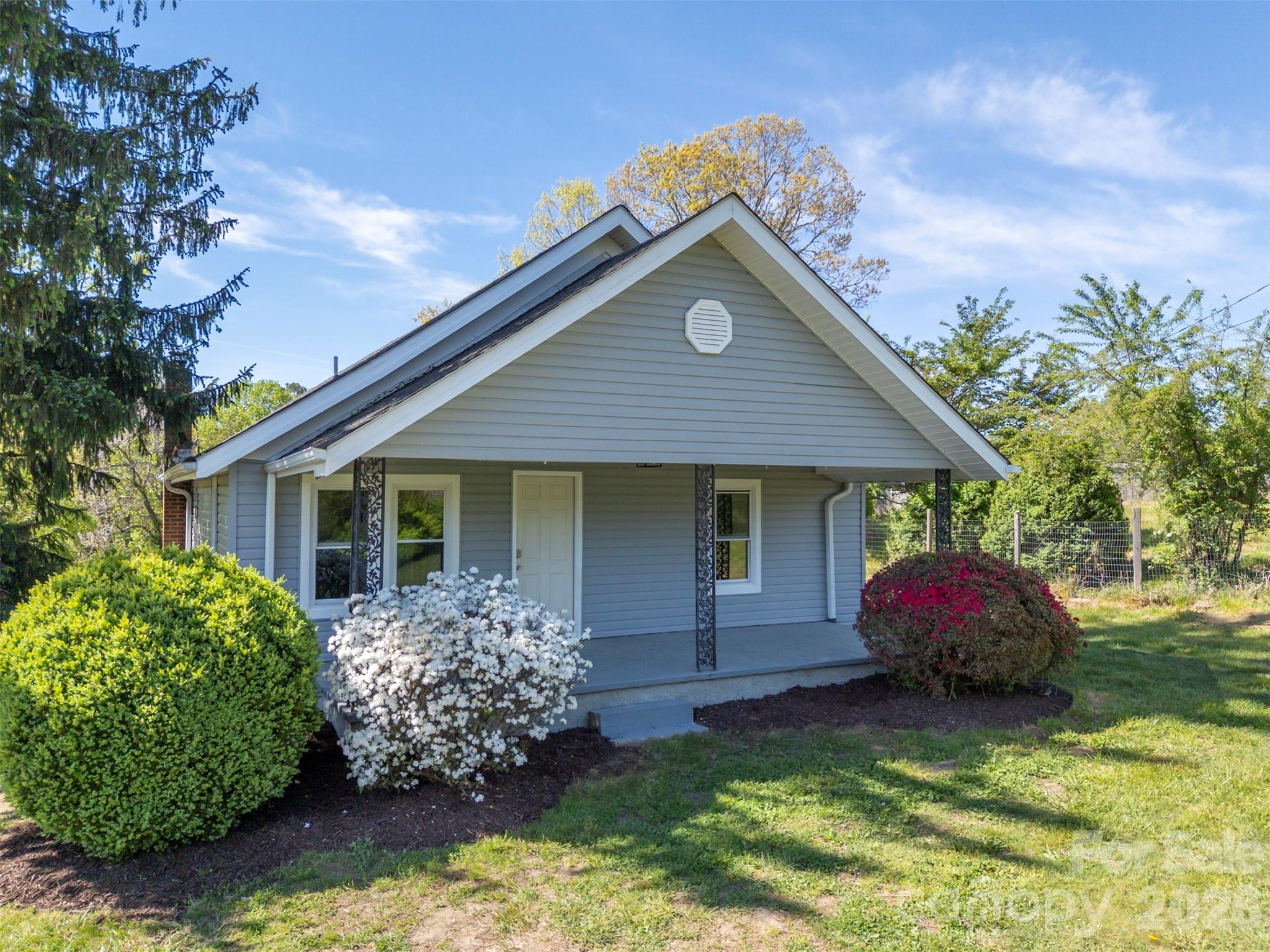 766 Stepp Mill Road Hendersonville, NC 28792 - Photo 4 of 42 Gallery Image 4