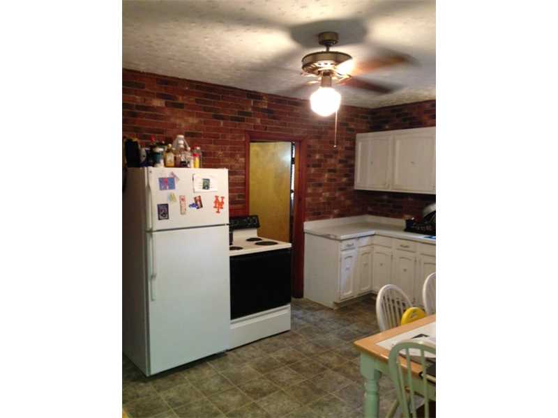 600 Child Street Warren, RI 02885 - Photo 3 of 6 Kitchen.
