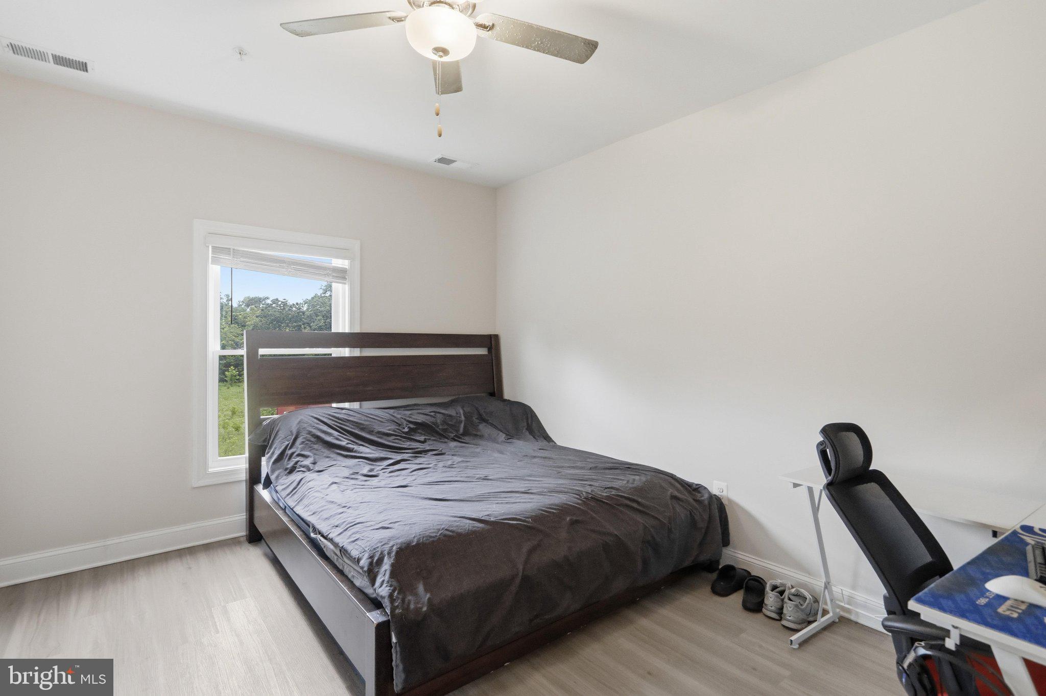 9910 Roulette Drive Hagerstown, MD 21740 - Photo 17 of 28 Master Bedroom suite