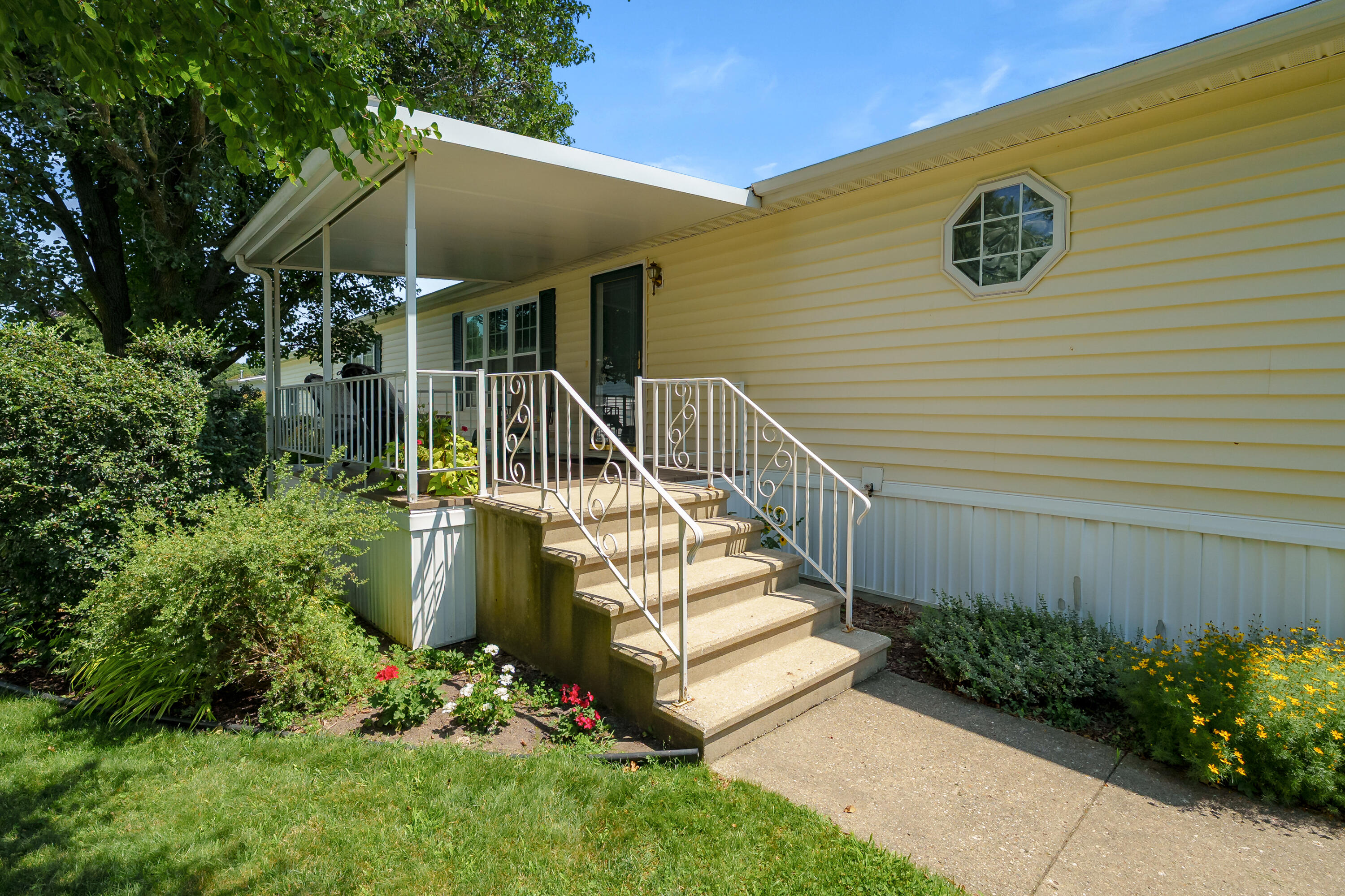 3410 Winter Wheat Road Kalamazoo, MI 49004 - Photo 2 of 30 Exterior