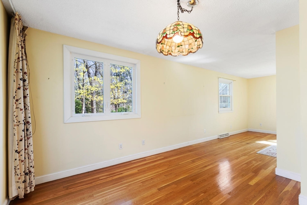 20 Douglas Road Lexington, MA 02420 - Photo 6 of 36