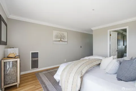 $1,060,000 | 416 Portofino Drive, Unit 303, San Carlos, CA 94070