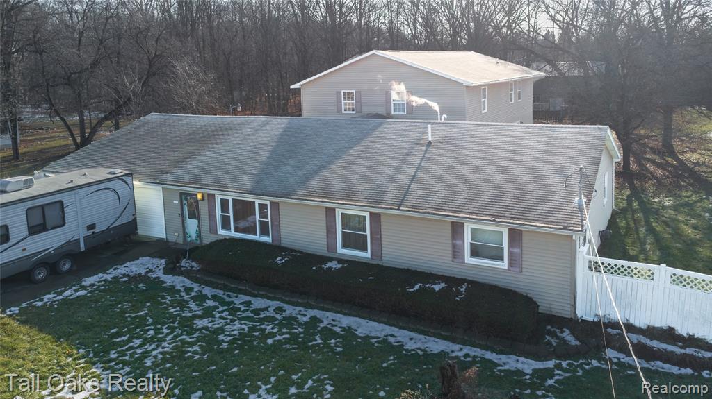 6054 East Pierson Road Flint, MI 48506 - Photo 2 of 38