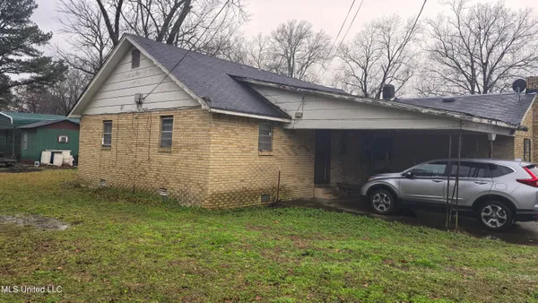 $115,000 | 100 Wood Street, Batesville, MS 38606