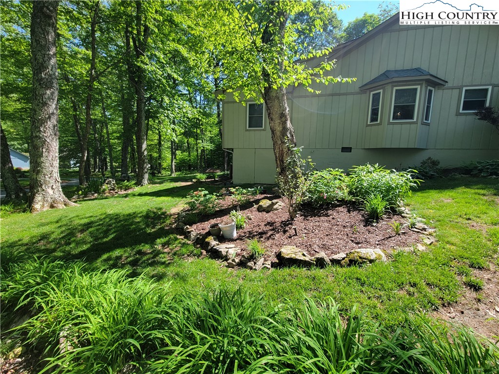150 Rough Ridge Road Sugar Mountain, NC 28604 - Photo 19 of 23 Gallery Image 19