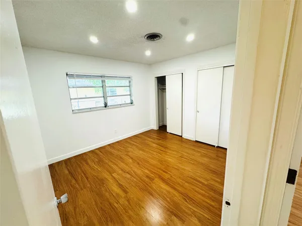 $2,200 | 349 Southeast 12th Avenue, Pompano Beach, FL 33060