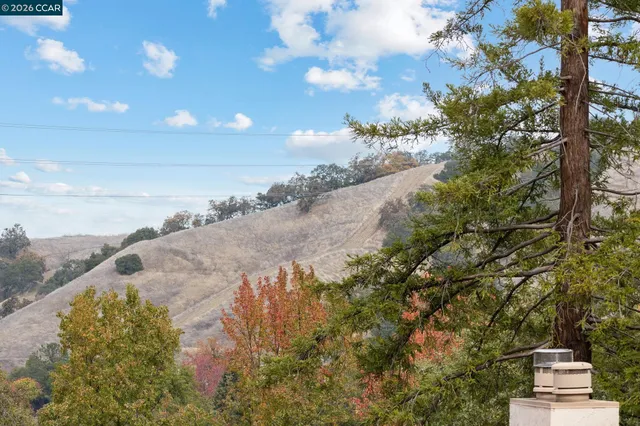 $690,500 | 1129 Avenida Sevilla, Unit 5B, Walnut Creek, CA 94595